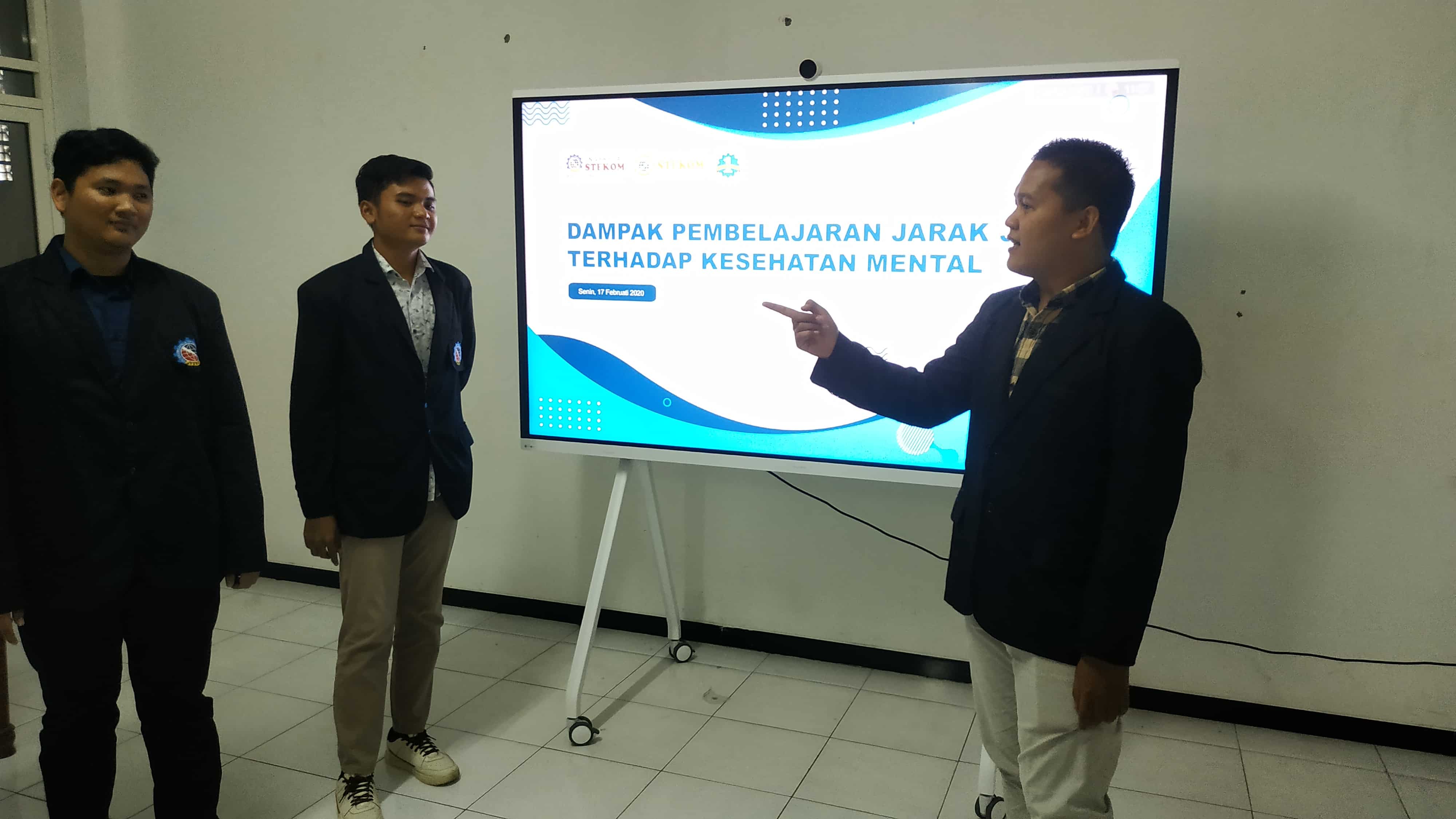 Dampak Pembelajaran Jarak Jauh terhadap Kesehatan Mental