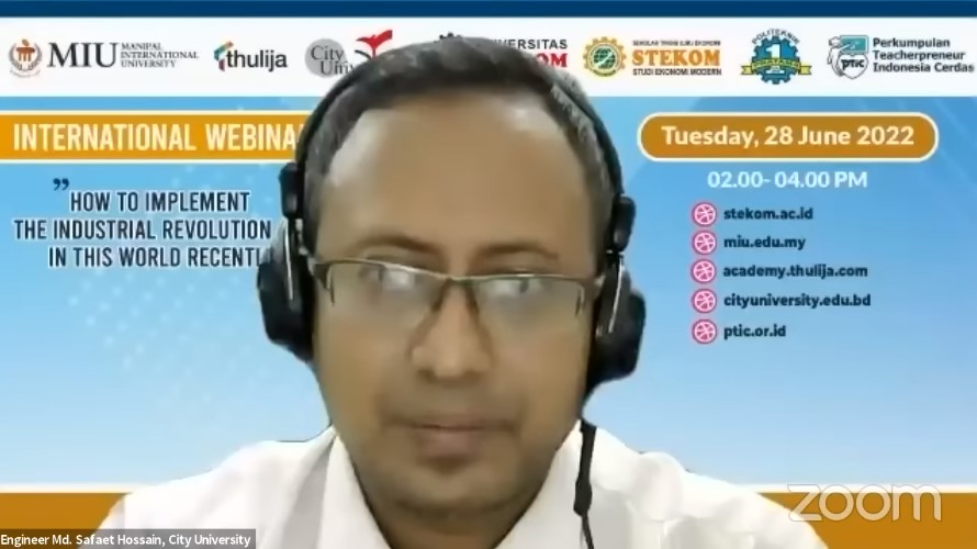 WEBINAR INTERNASIONAL How to Implement The Industrial Revolution 4.0 in This World Recently