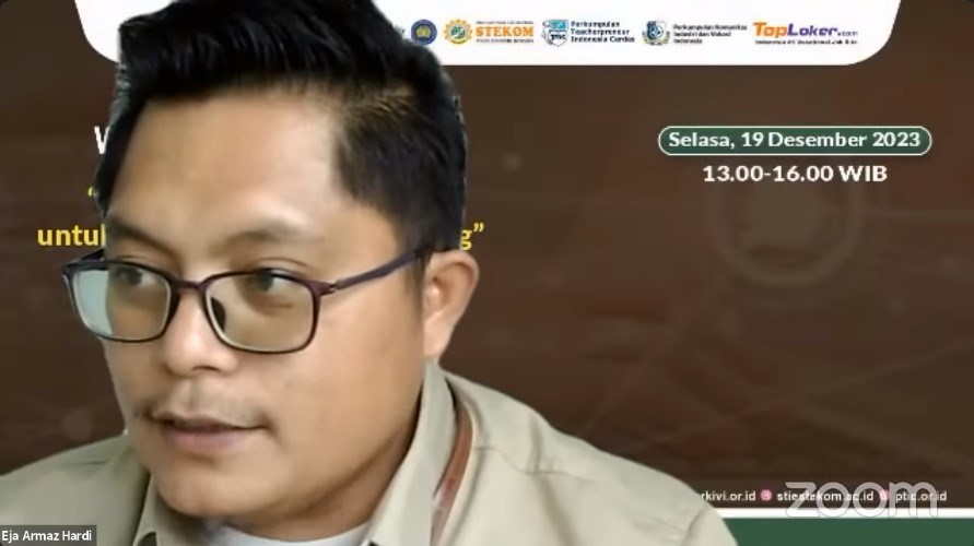 WEBINAR NASIONAL Digitalisasi Bisnis UMKM untuk Meningkatkan Daya saing