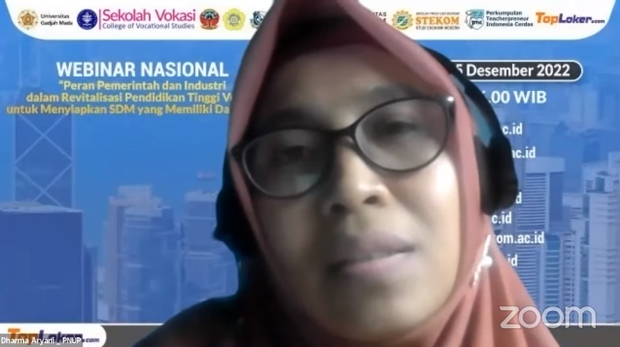 WEBINAR NASIONAL Peran Pemerintah dan Industri dalam Revitalisasi Pendidikan Tinggi Vokasi untuk Menyiapkan SDM yang Memiliki Daya Saing
