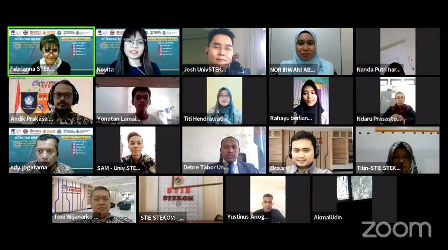 INTERNATIONAL WEBINAR Digital Business VS Conventional Business: Which is More Efficient and Strategic in the Business World?