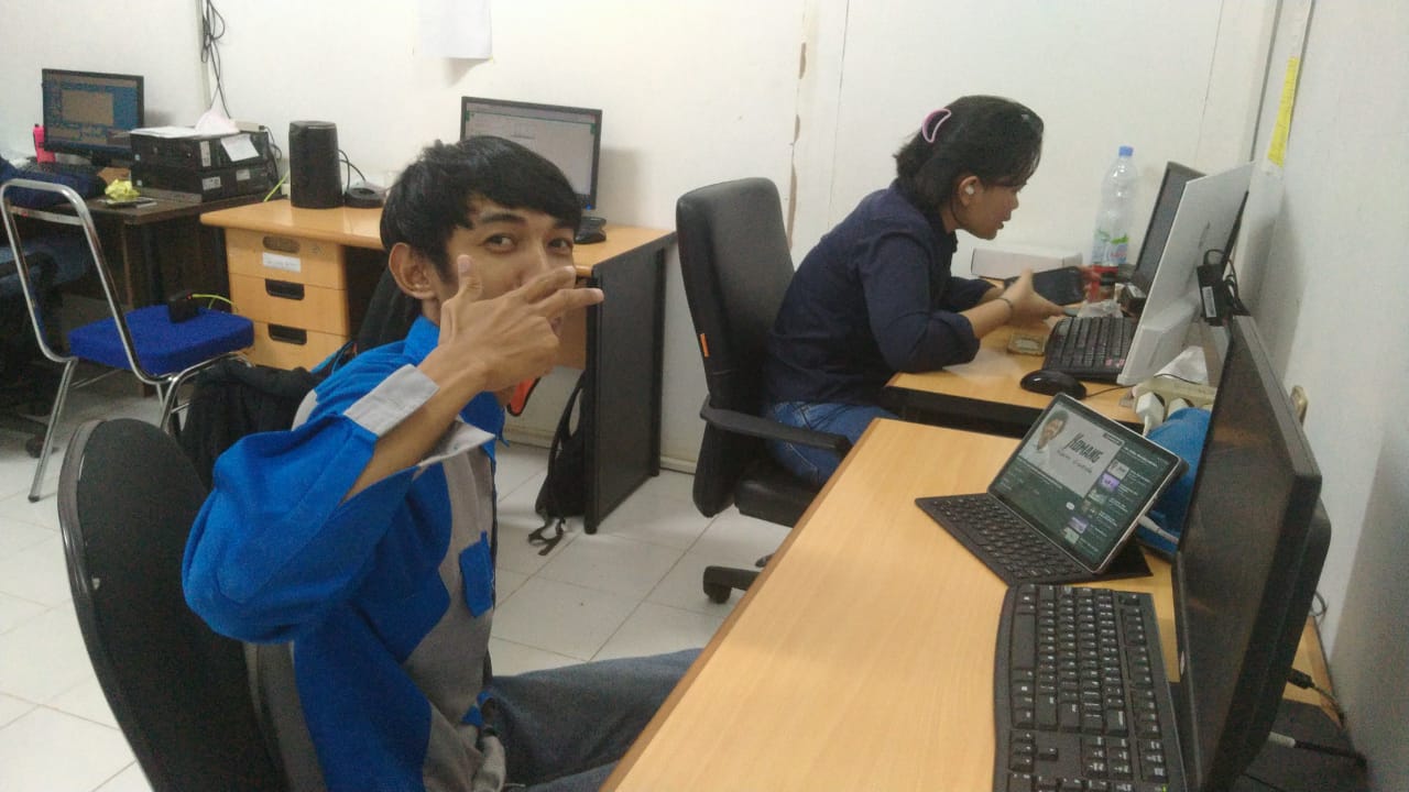 Kuliah Tetap Semangat di Tengah Kerasnya Kerja di Industri Pertambangan 