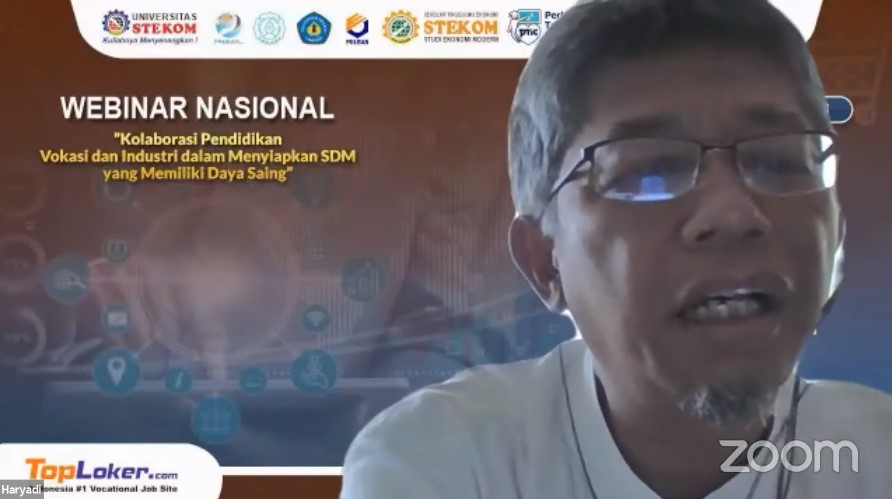 WEBINAR NASIONAL Kolaborasi Pendidikan Vokasi dan Industri dalam Menyiapkan SDM yang Memiliki Daya Saing
