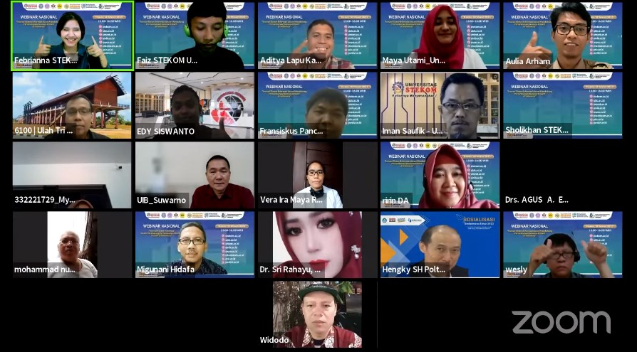 WEBINAR NASIONAL Inovasi Sistem Informasi dalam Mendukung Pertumbuhan Ekonomi Kreatif di Indonesia