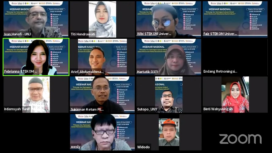 WEBINAR NASIONAL Peluang dan Tantangan Lulusan Vokasi dalam Memenuhi Kebutuhan Dunia Industri