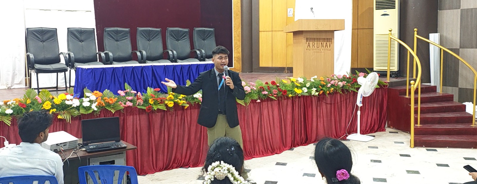 Hari Kedua CODEFEST 2 – Hackathon 2026: Webinar Internasional, Konferensi Pemuda, dan Final Kompetisi