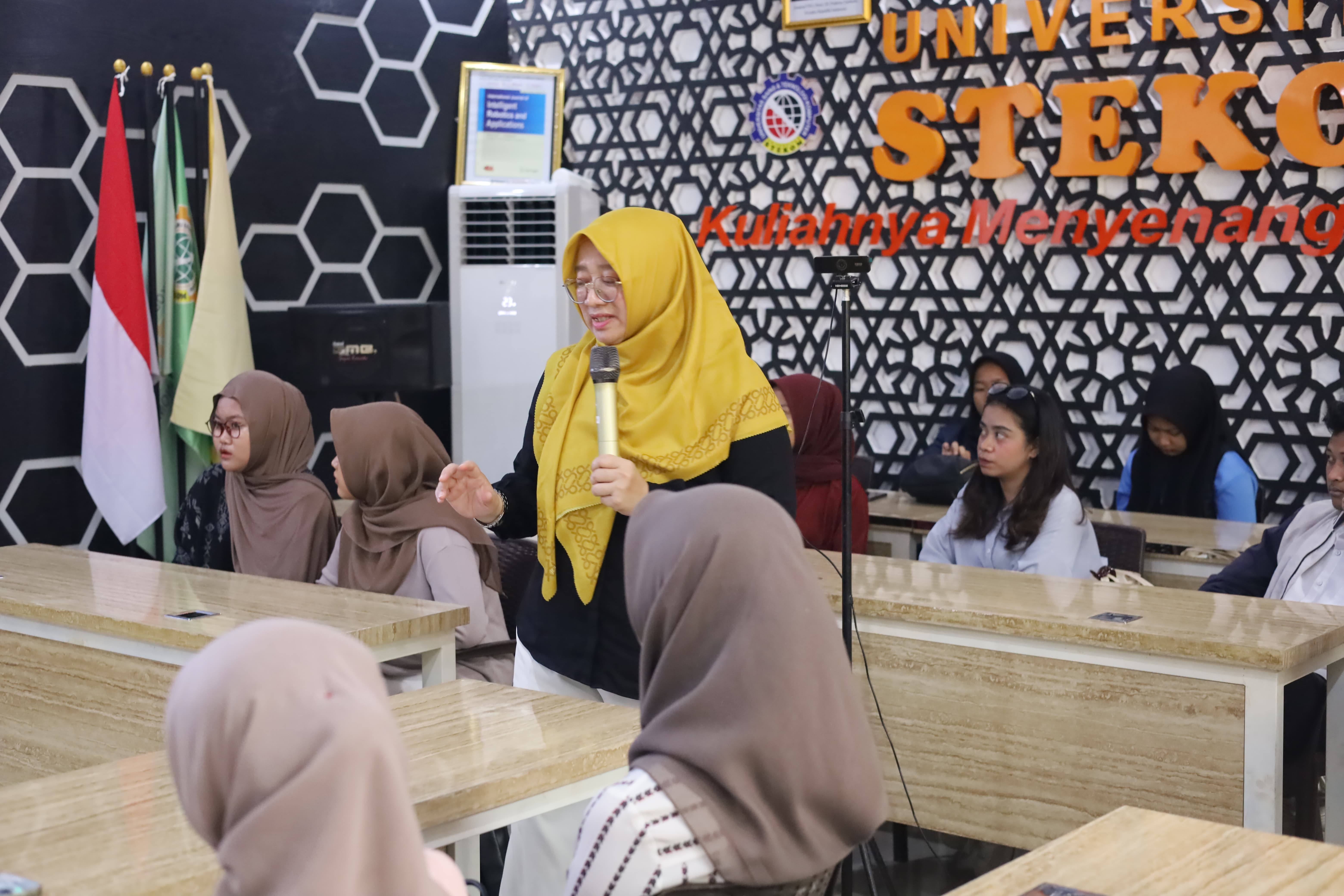 Kuliah Umum Korporasi #27: Strategi Jitu Hadapi Interview dan Susun CV Profesional
