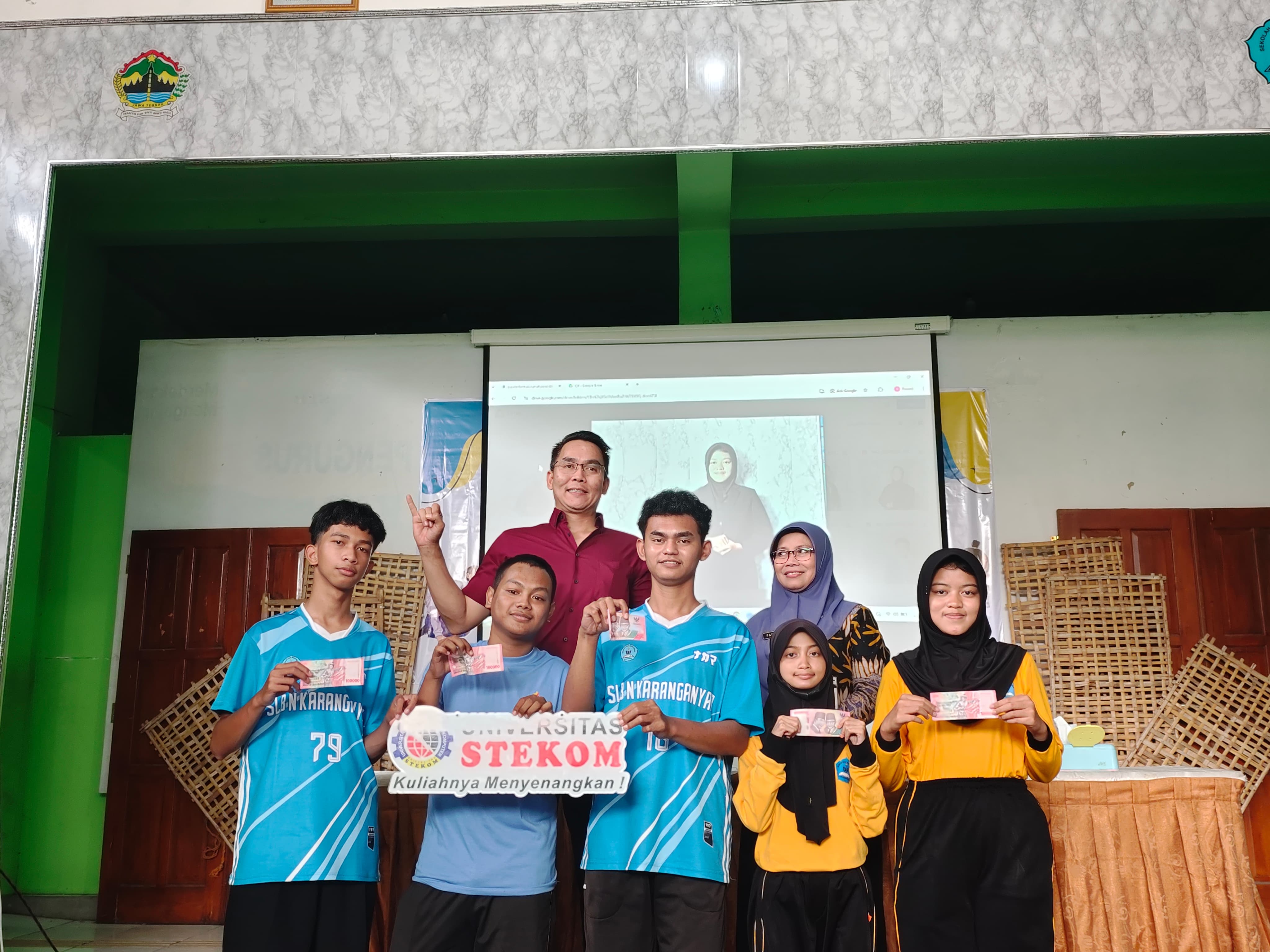 Pembuatan CV dan Pemilihan Duta Kebekerjaan, Universitas Sains dan Teknologi Komputer Dorong Kesiapan Karier Siswa SLB Negeri Karanganyar