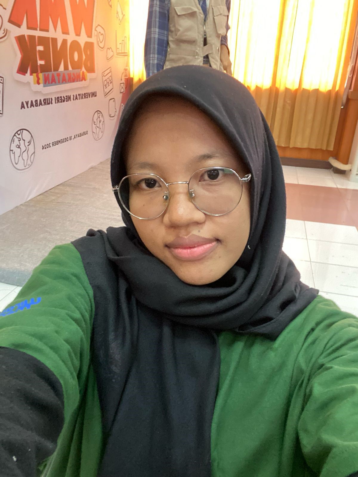 Penghargaan Mahasiswa dalam Inspiring Student Series ke-12 Universitas STEKOM dengan Naskah Karya “Berani Mandiri, Berani Bermimpi”