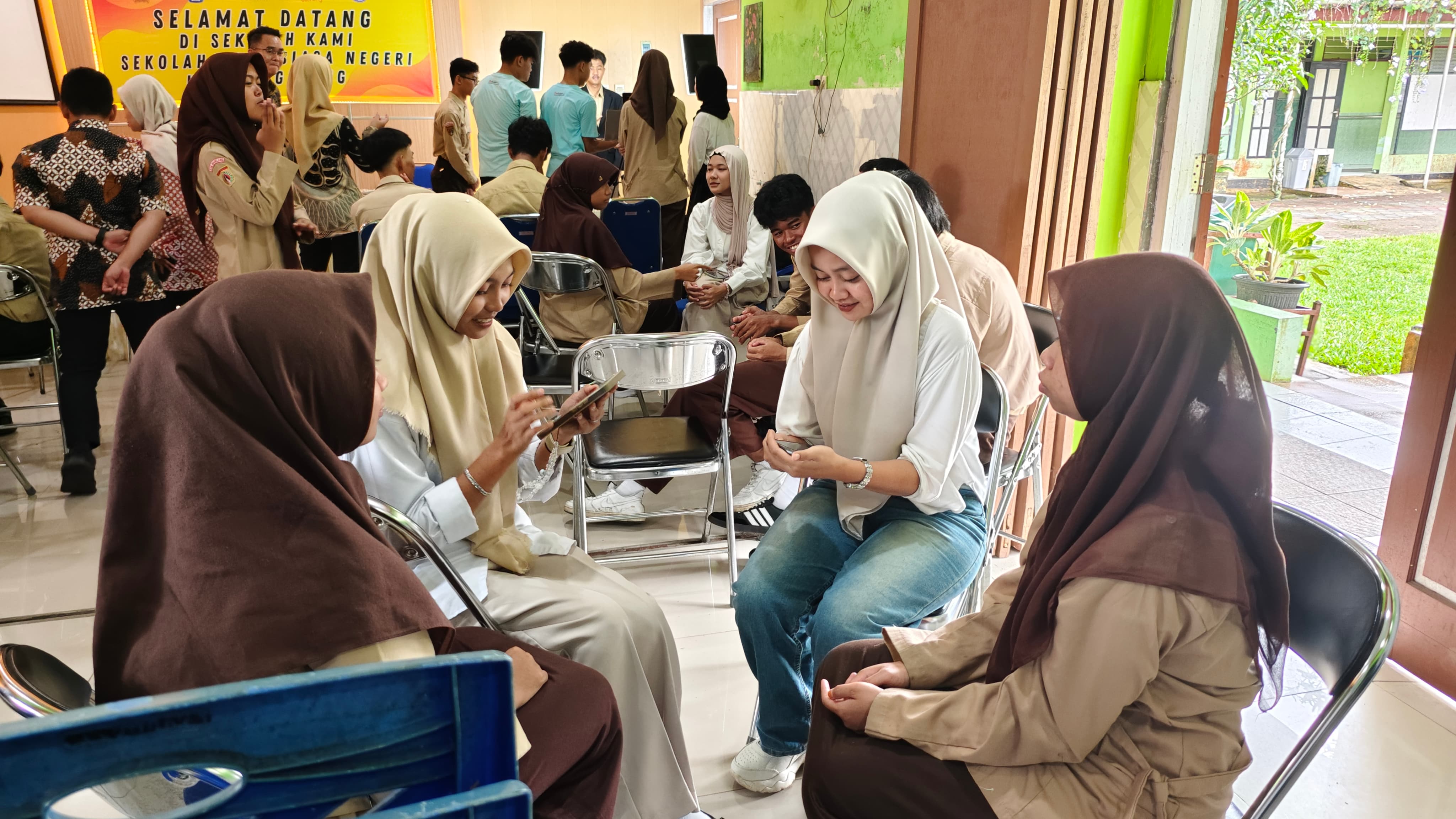 Universitas STEKOM Hadirkan Semangat Inklusi: Sinergi Mahasiswa dan Duta Inklusi dalam Kunjungan Inspiratif ke SLB Negeri Kota Magelang