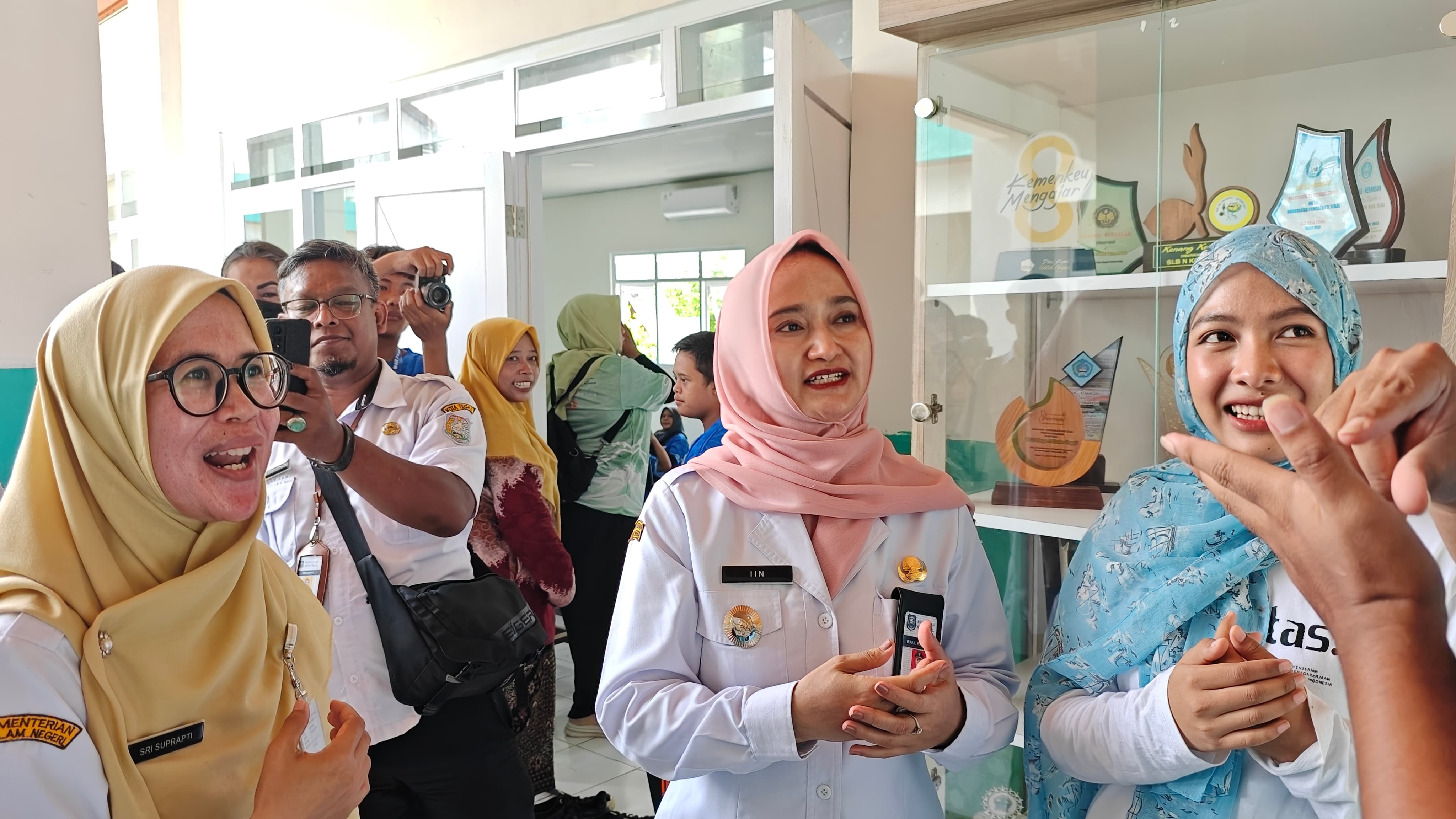 Uji Kompetensi Tiga Level, Universitas Sains dan Teknologi Komputer Siapkan Siswa SLB Negeri Tegal Menuju Dunia Kerja