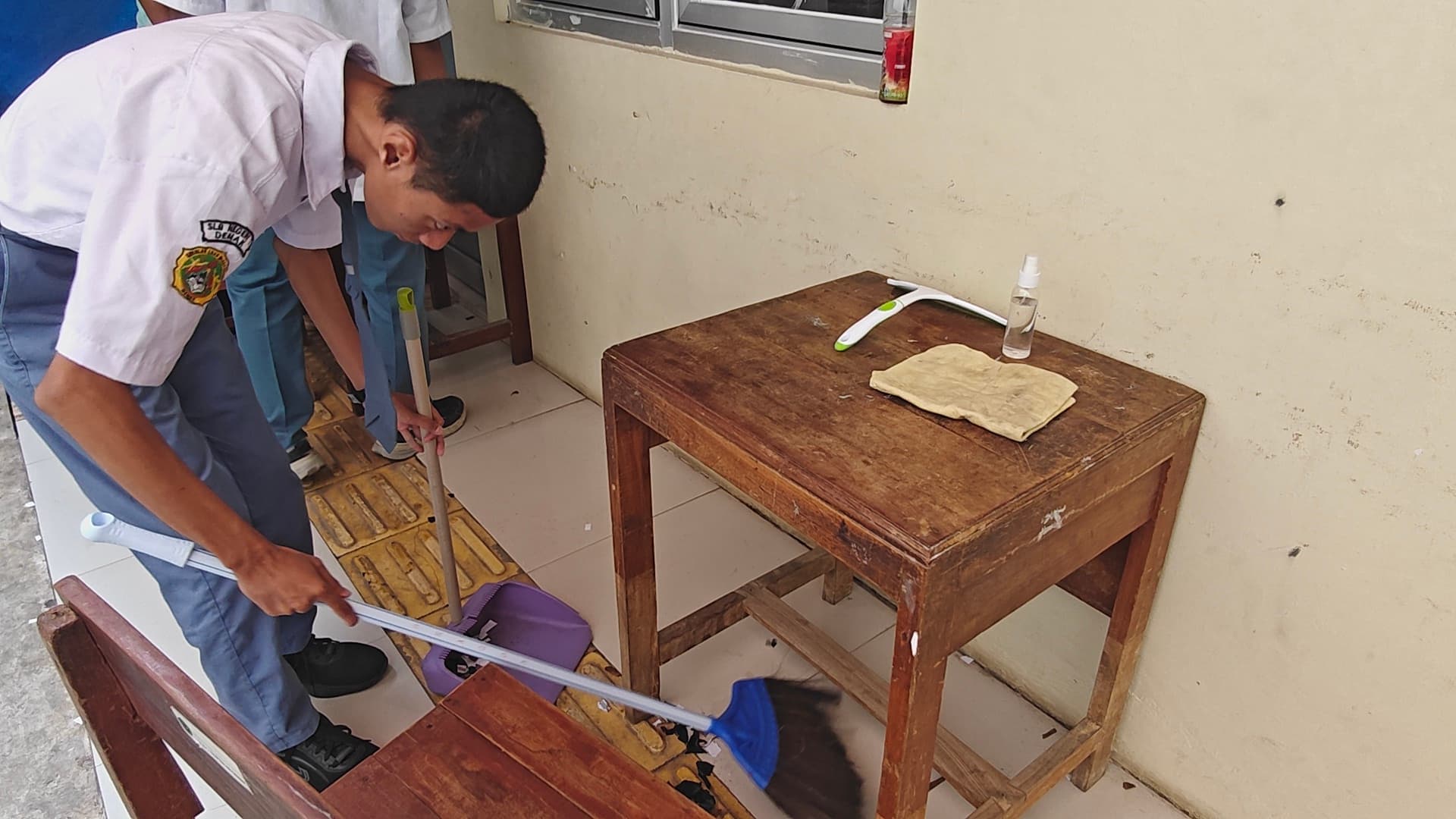 Universitas Stekom Adakan Tes Kecakapan & Kemandirian Housekeeping di SLB Negeri Demak