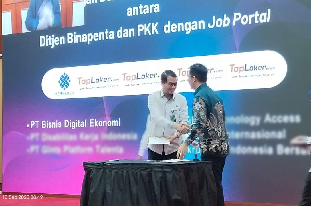 Universitas STEKOM Berpartisipasi dalam Peningkatan Kapasitas Layanan Kewirausahaan bersama Kementerian Ketenagakerjaan