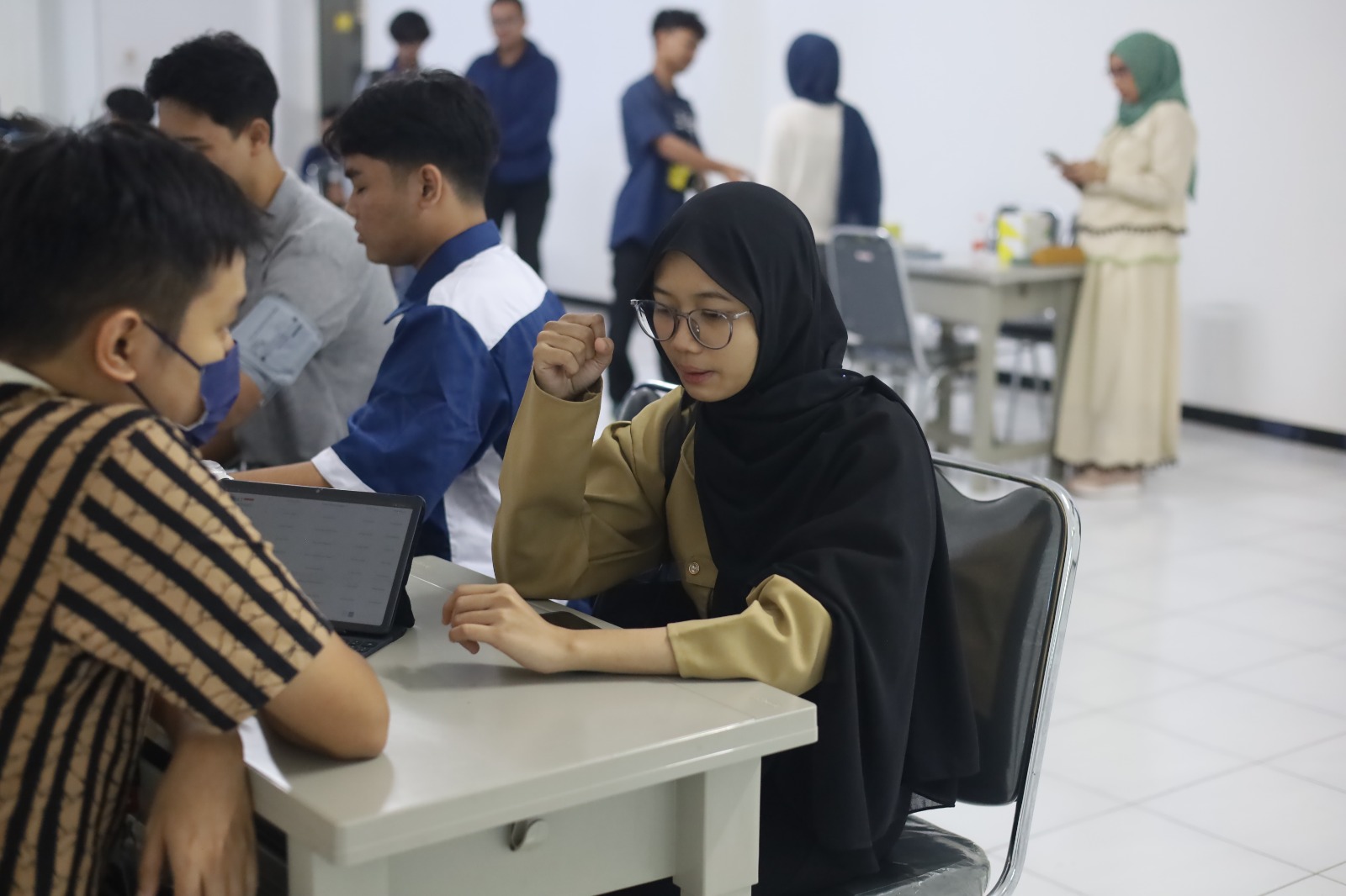 Universitas STEKOM dan Puskesmas Plamongan Sari Semarang Laksanakan Pemeriksaan Kesehatan Gratis bagi Civitas Akademika