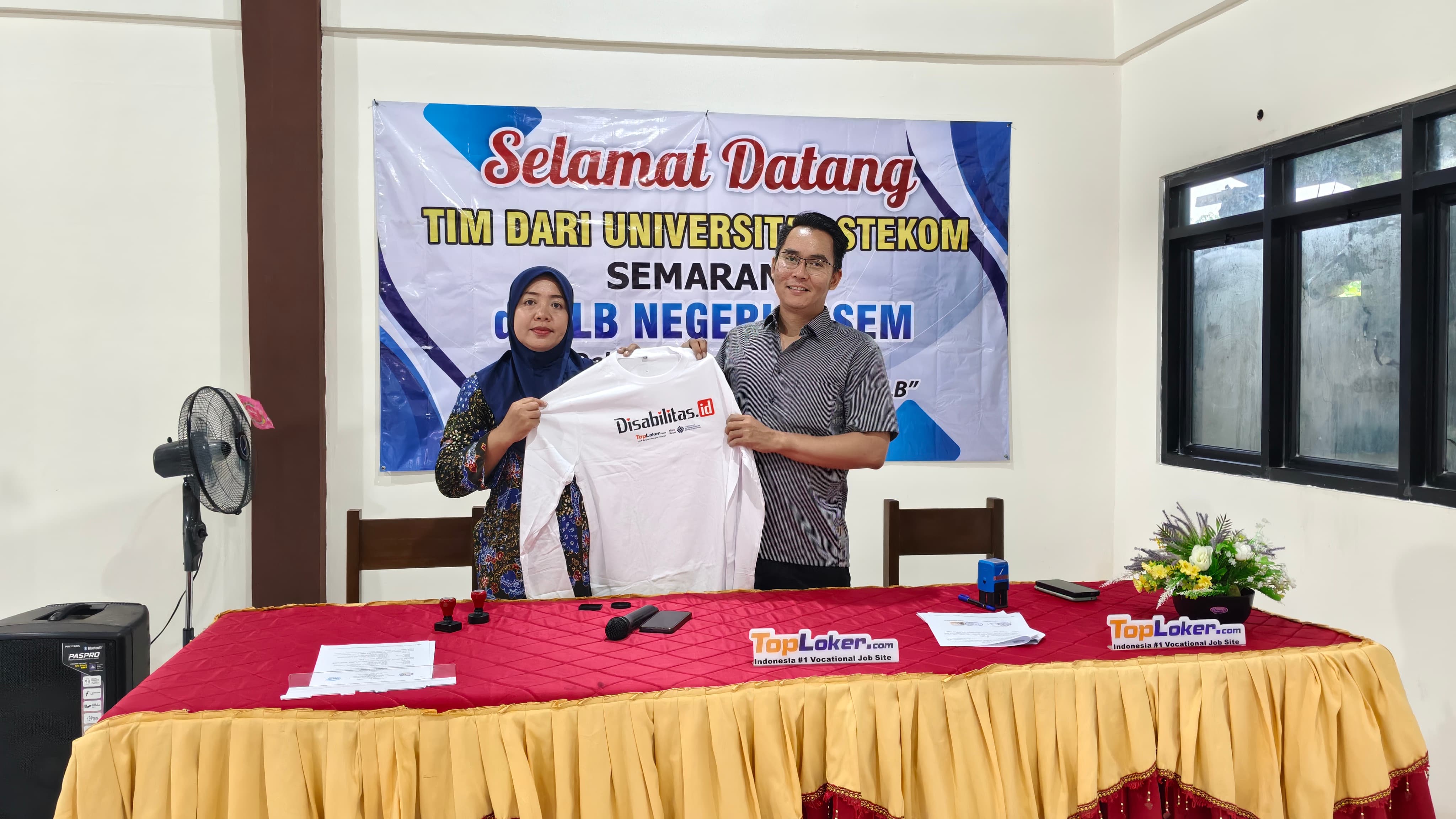 Universitas Stekom dan SLB Negeri Lasem Resmi Jalin Kerja Sama melalui Penandatanganan MoU
