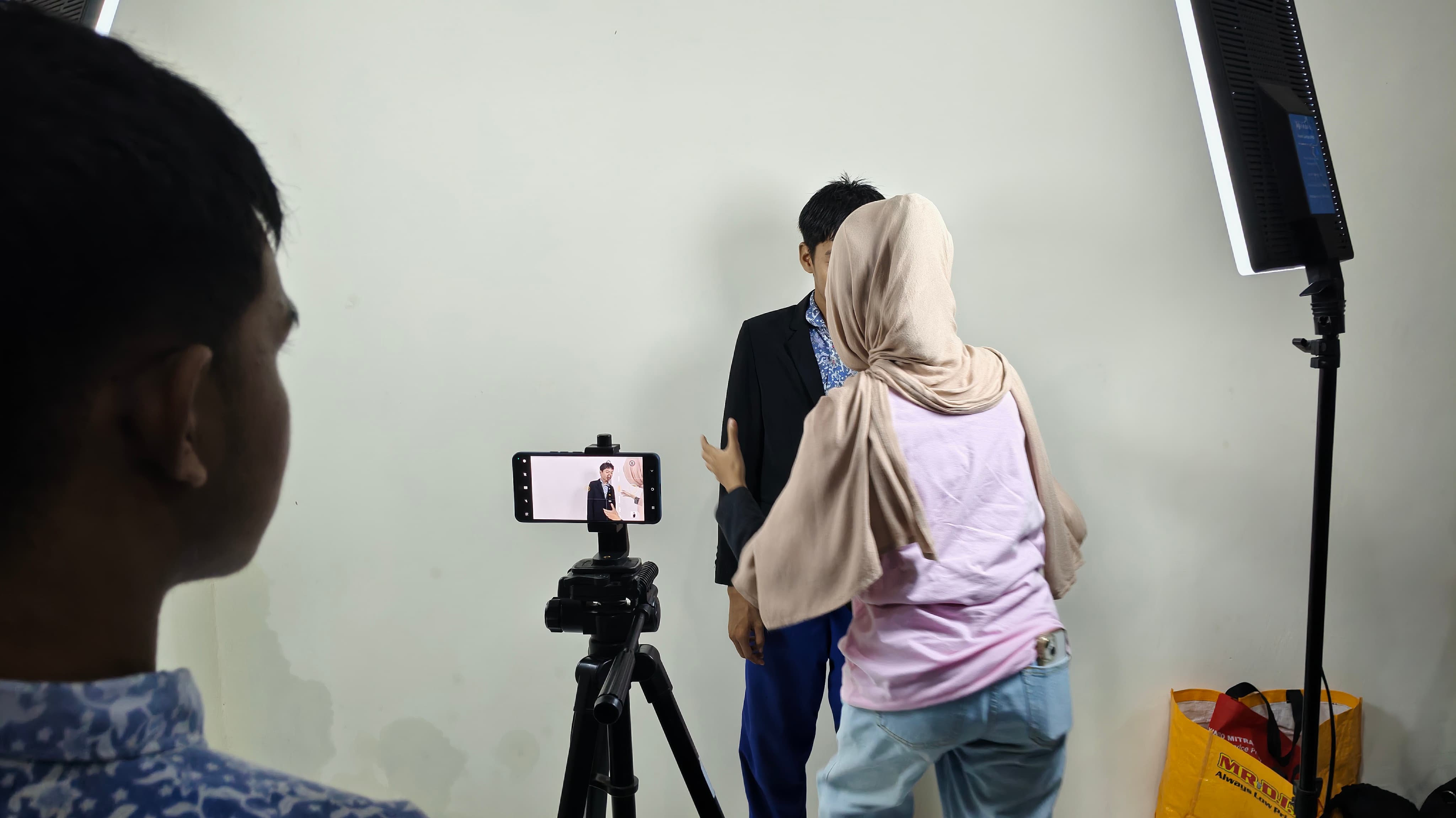 Universitas Stekom Fasilitasi Pembuatan CV dan Pemilihan Duta Kebekerjaan di SLB Negeri Lasem