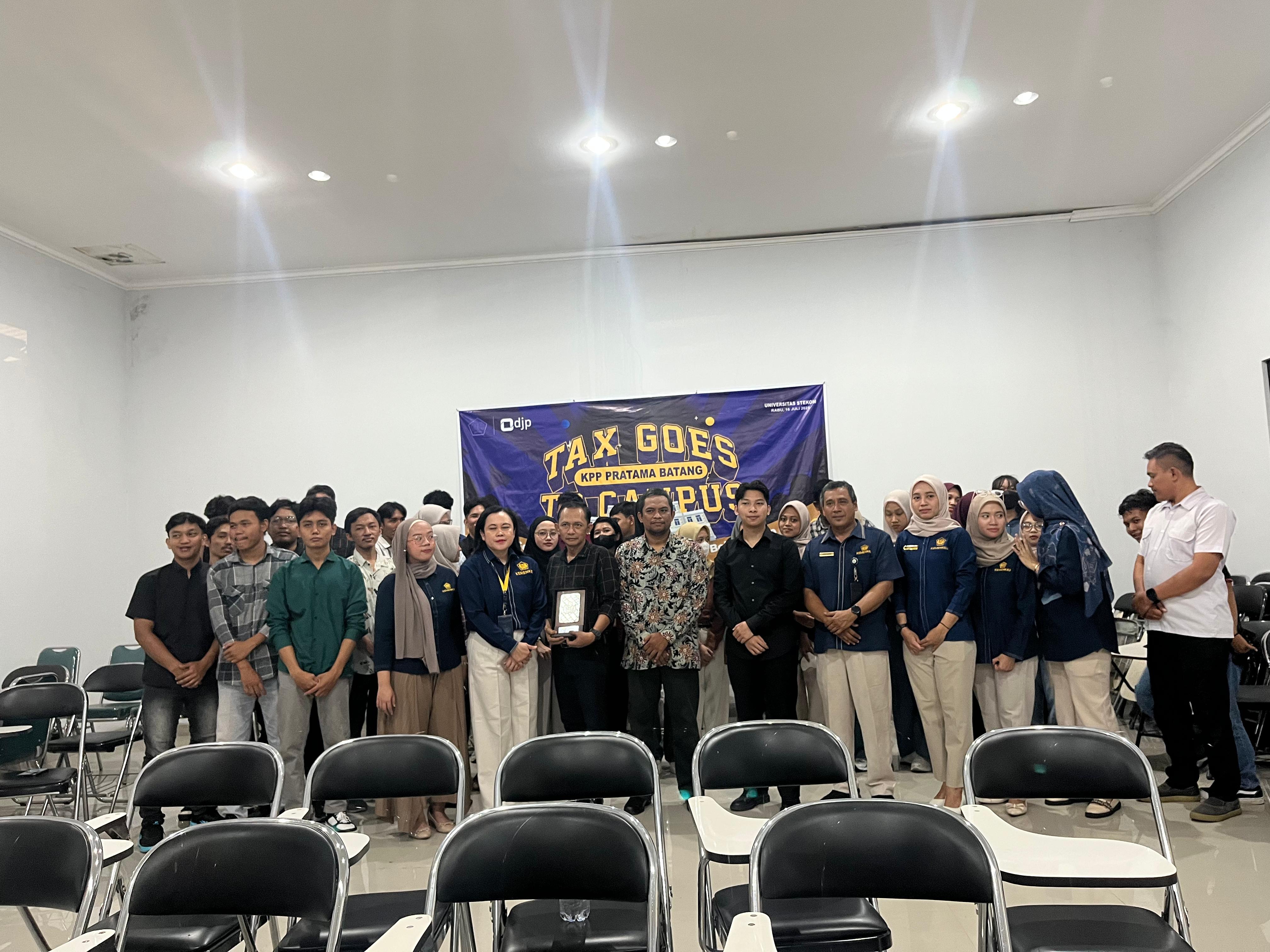 Universitas STEKOM Gelar Tax Goes To Campus Bersama KPP Pratama Batang dan KP2KP Kendal