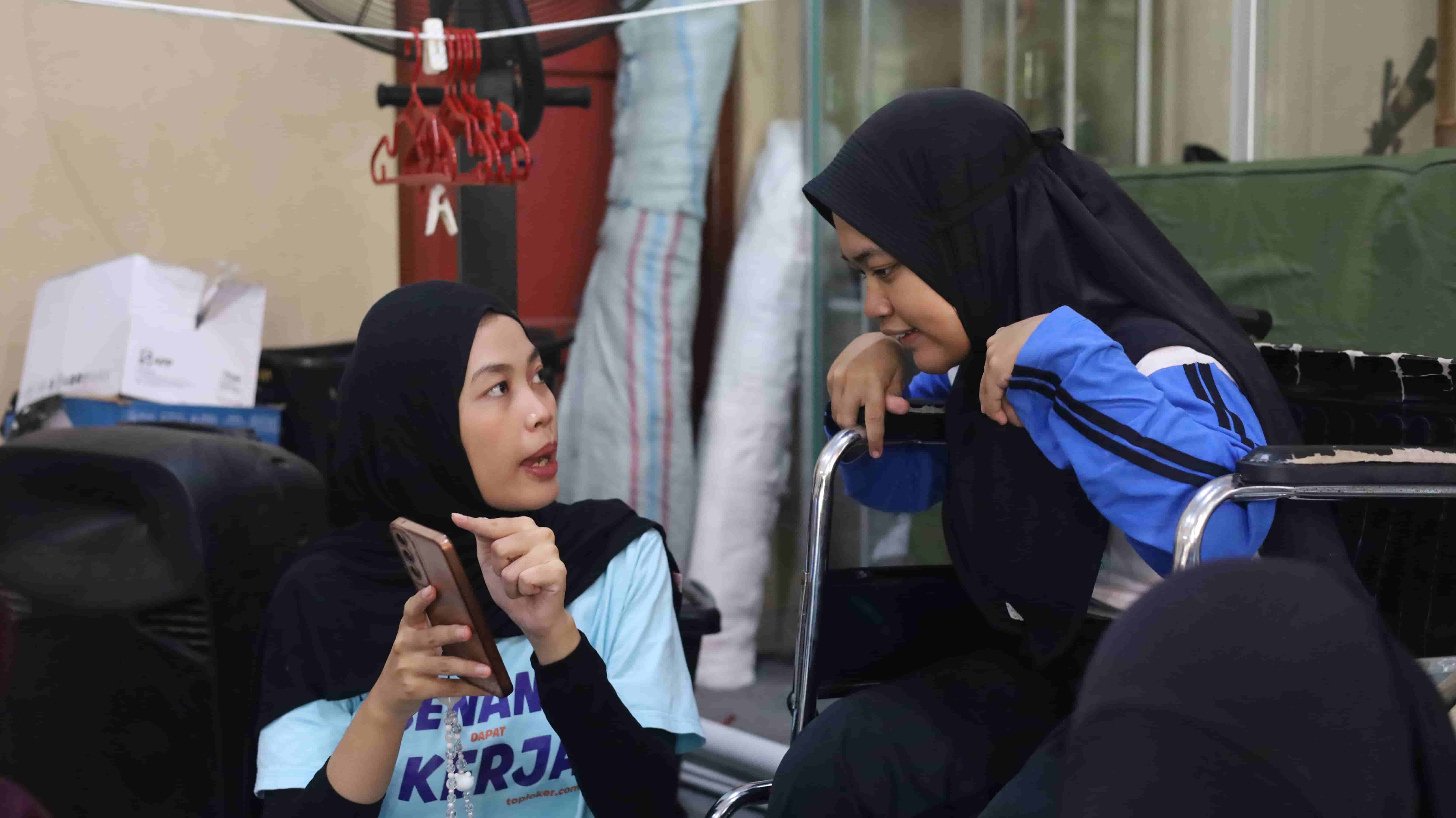Universitas Stekom Jalin Kedekatan dengan Siswa SLB Negeri Batang Sekaligus Lakukan Seleksi Siswa Siap Kerja