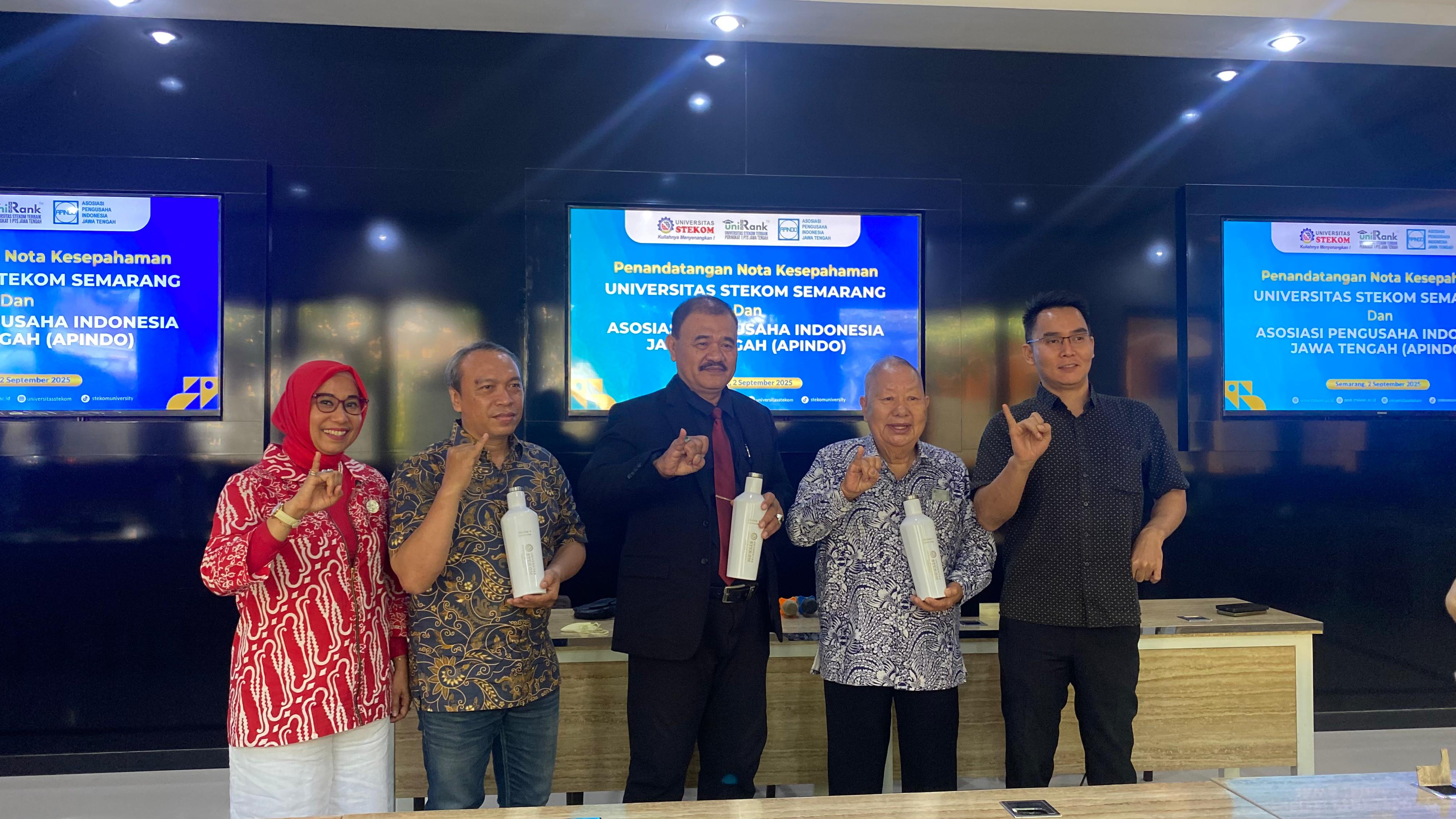 Universitas Stekom Jalin Kerja Sama Strategis dengan APINDO Jawa Tengah