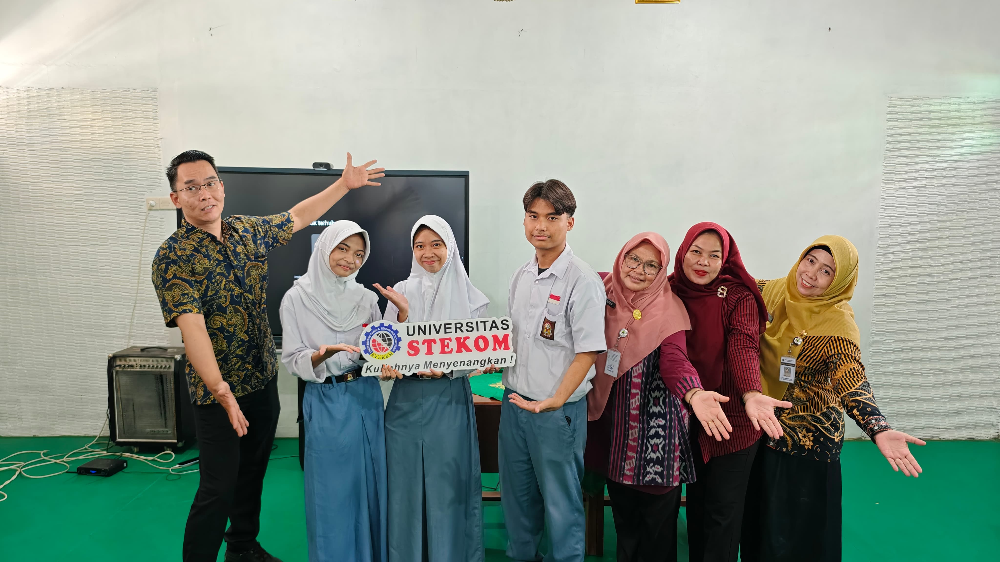 Universitas Stekom melaksanakan kunjungan resmi ke SLB Negeri Slawi dalam rangka menjalin kerja sama kelembagaan sekaligus memperkuat komitmen terhadap pengembangan pendidikan inklusif