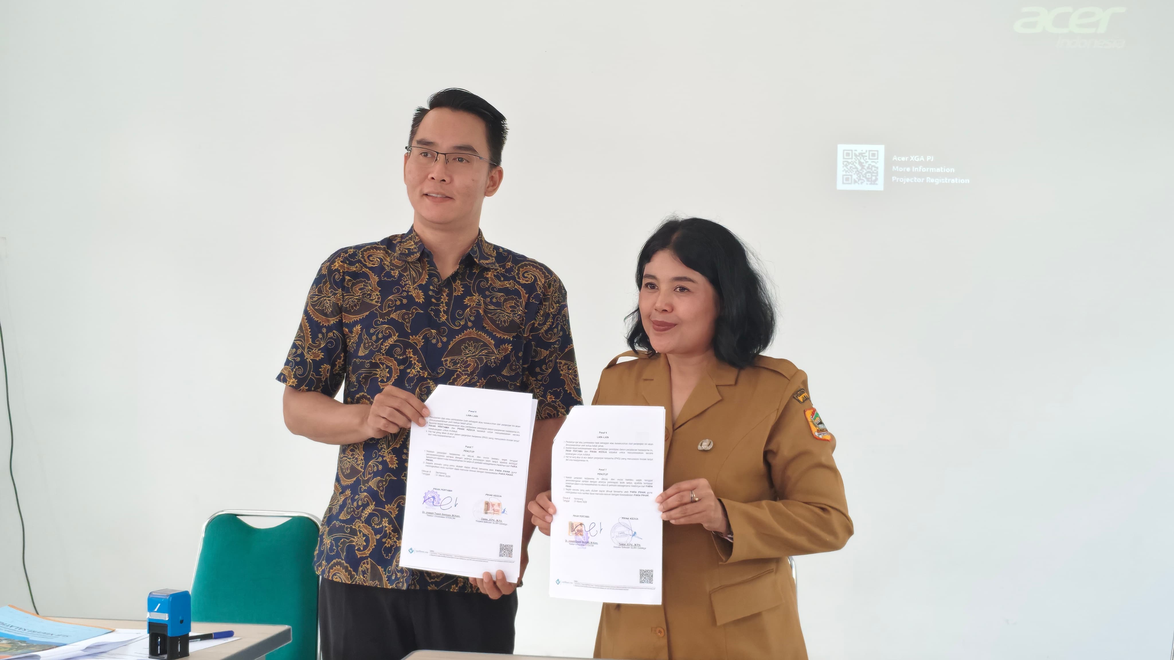 Universitas Stekom Perkuat Kolaborasi dengan SLB Negeri Salatiga melalui Penandatanganan MoU
