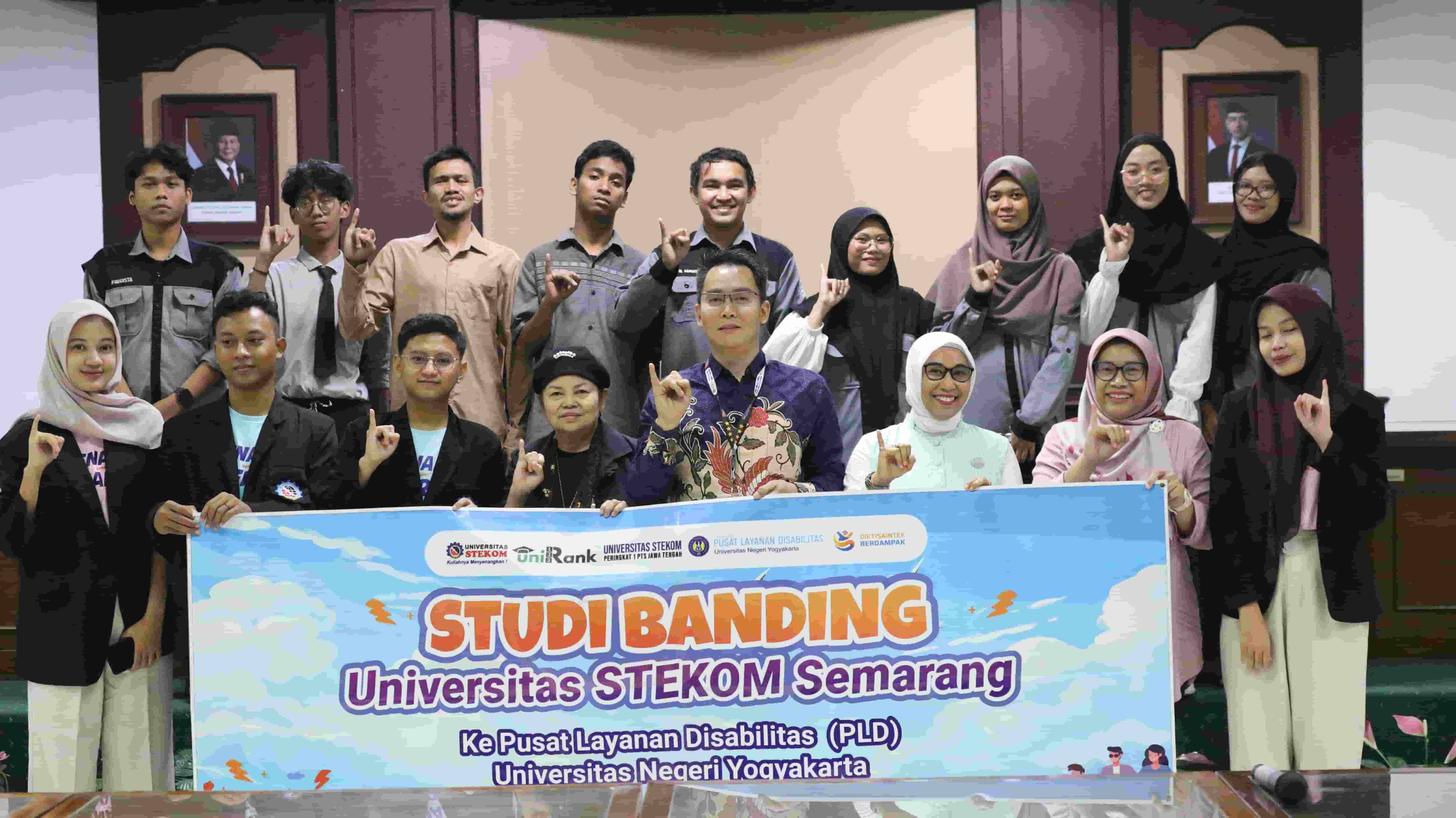 Universitas STEKOM Perkuat Komitmen Inklusi Melalui Studi Banding ke Universitas Negeri Yogyakarta