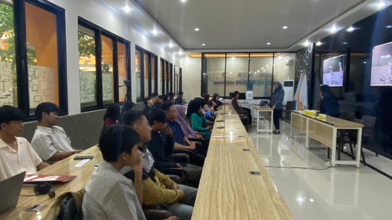 Universitas STEKOM Selenggarakan Kuliah Umum Perbankan Bersama Bank Mandiri